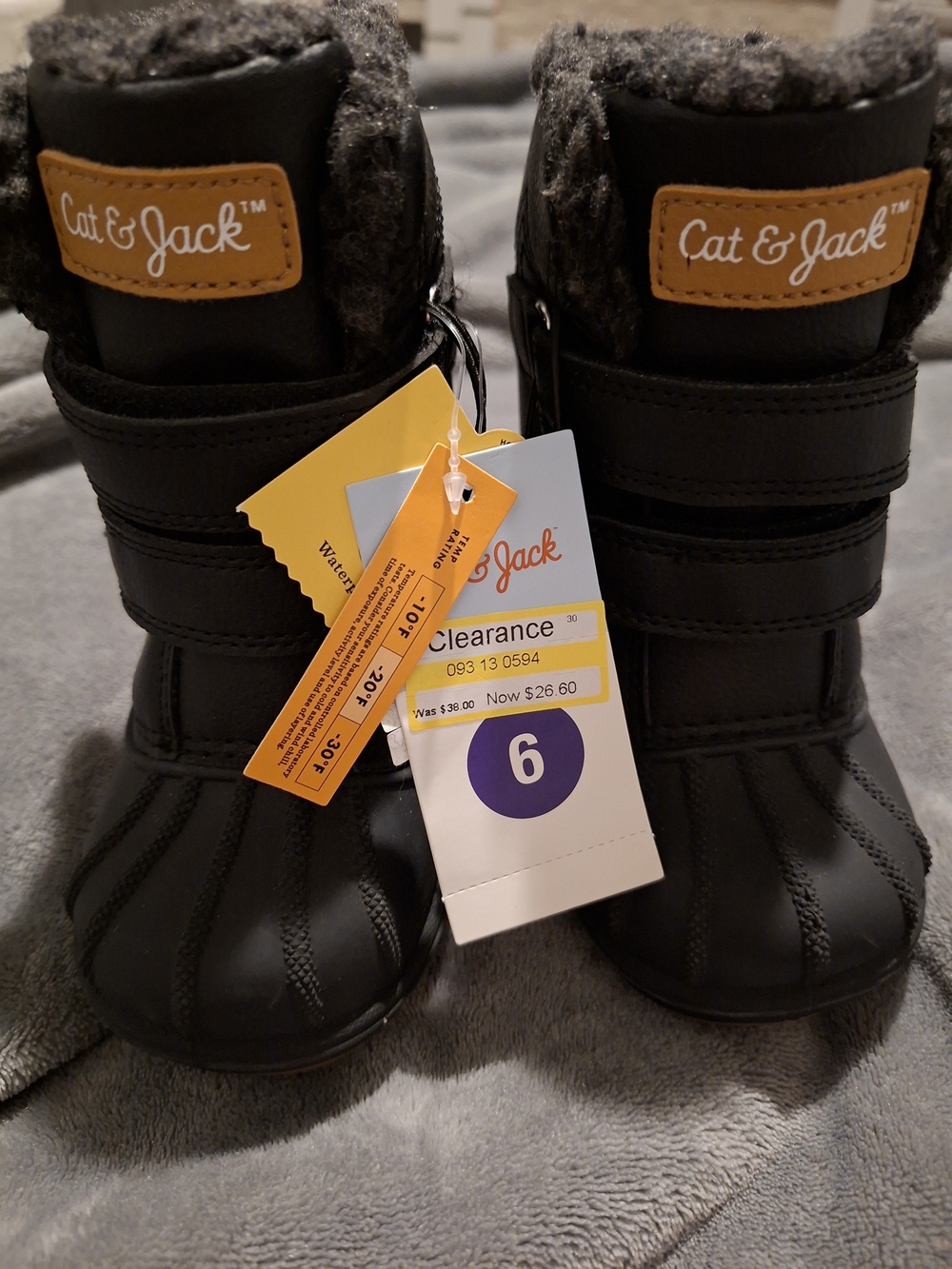 Cat & Jack Kids' Black Winter Boots - Size 6 (S0114)